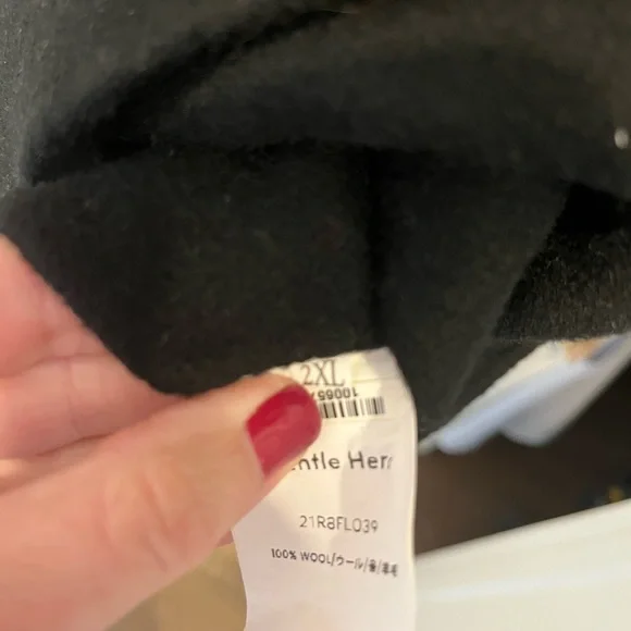GENTLE HERD - women’s wool black coat / size 2x - Picture 8 of 9